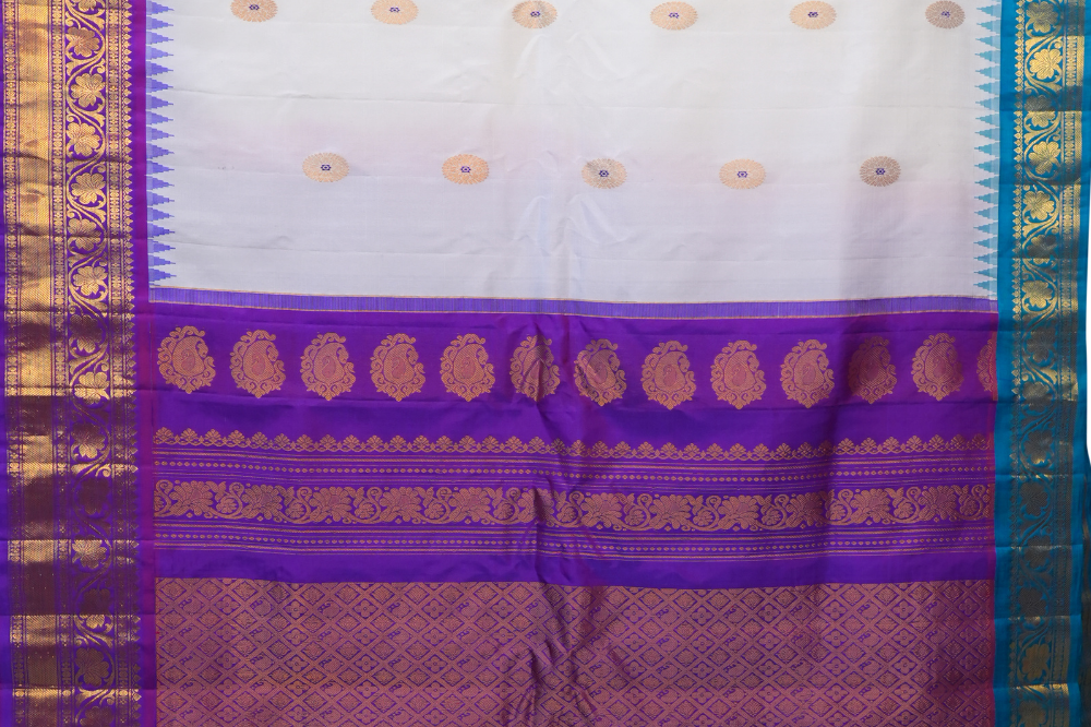 Silk Mark certified red Gadwal silk saree with  zari woven border, perfect for weddings and festive occasions