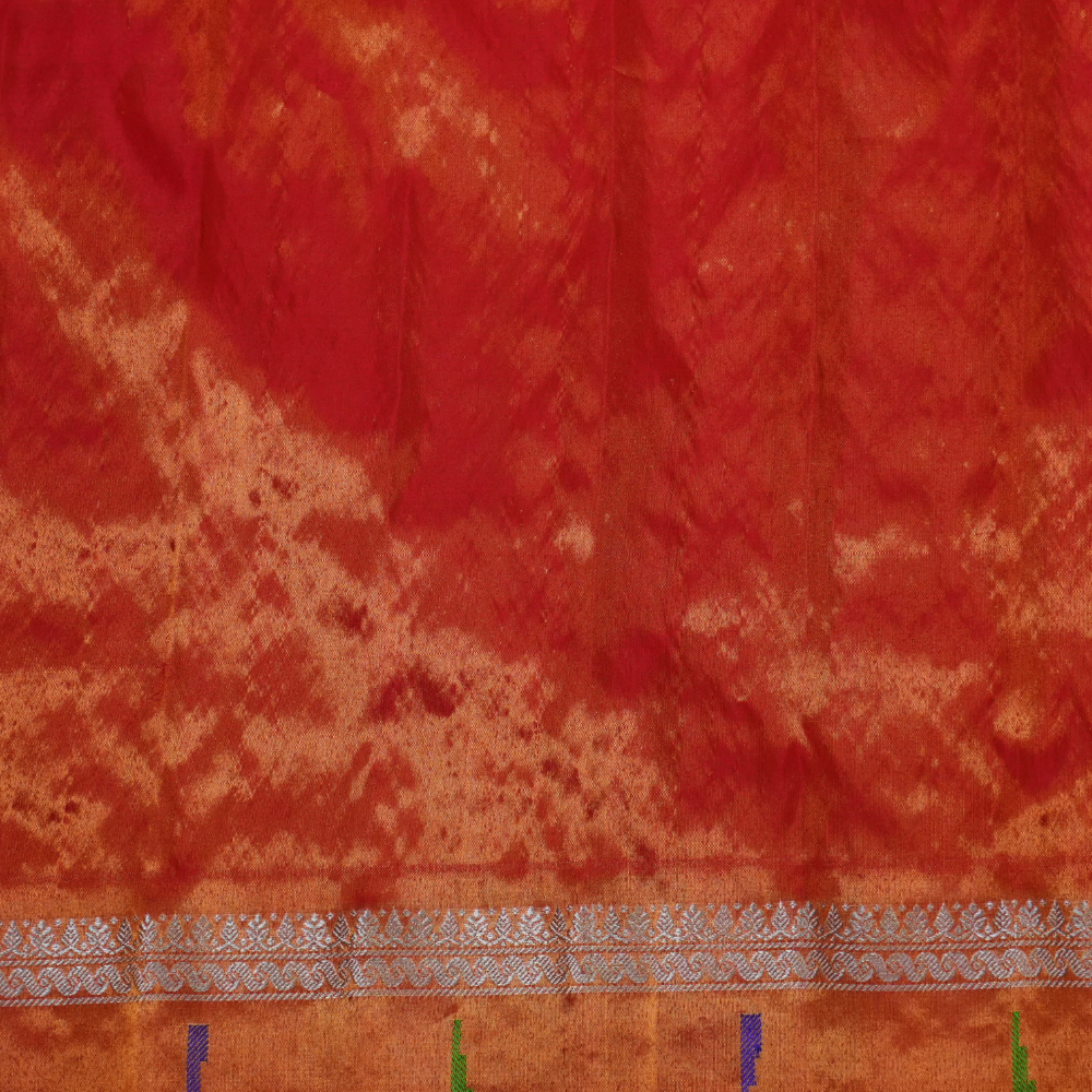 Elegant Gadwal tissue silk saree featuring brocade tissue pallu and contrast blouse.
