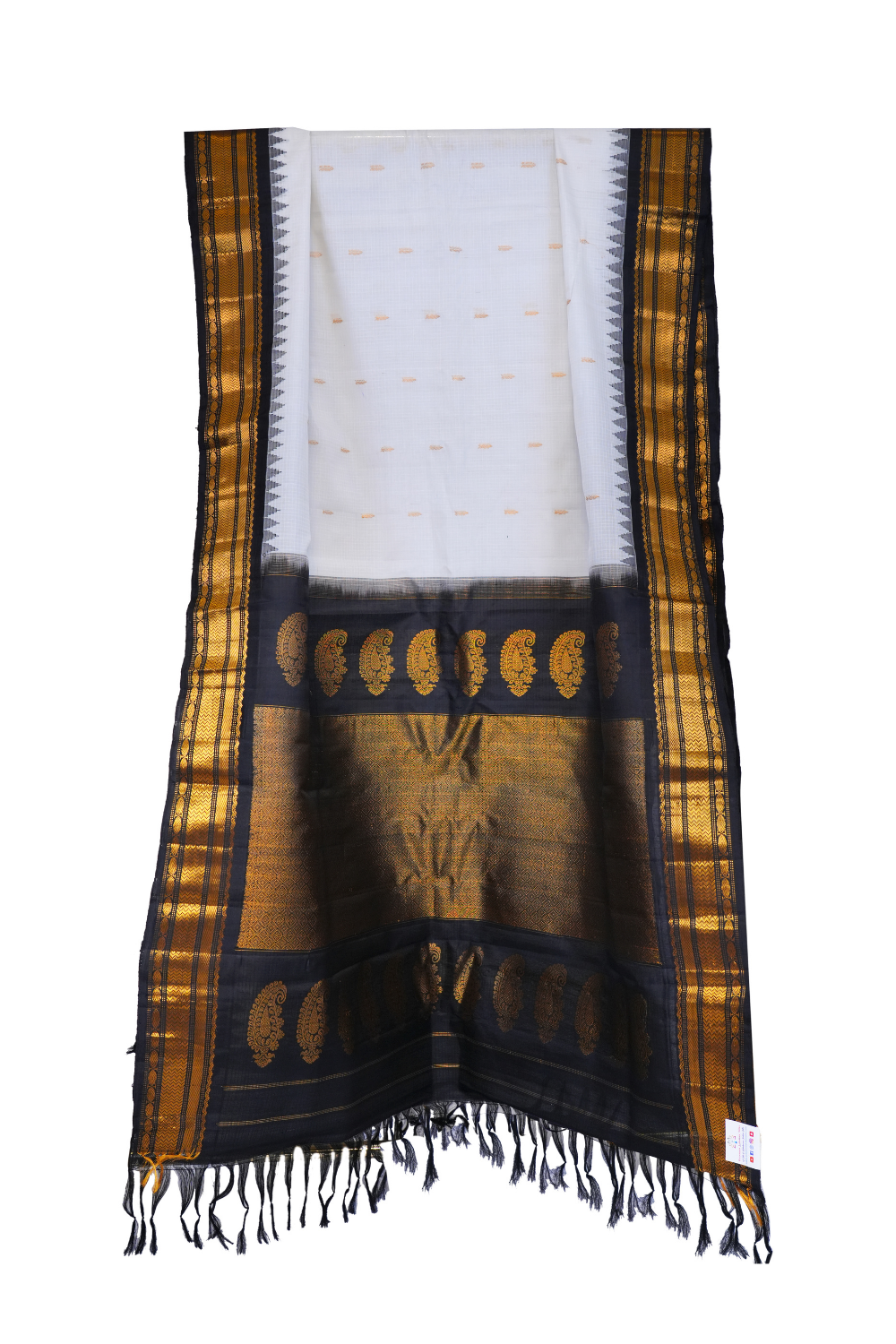 Elegant handloom Gadwal silk cotton saree suitable for weddings and grand celebrations.