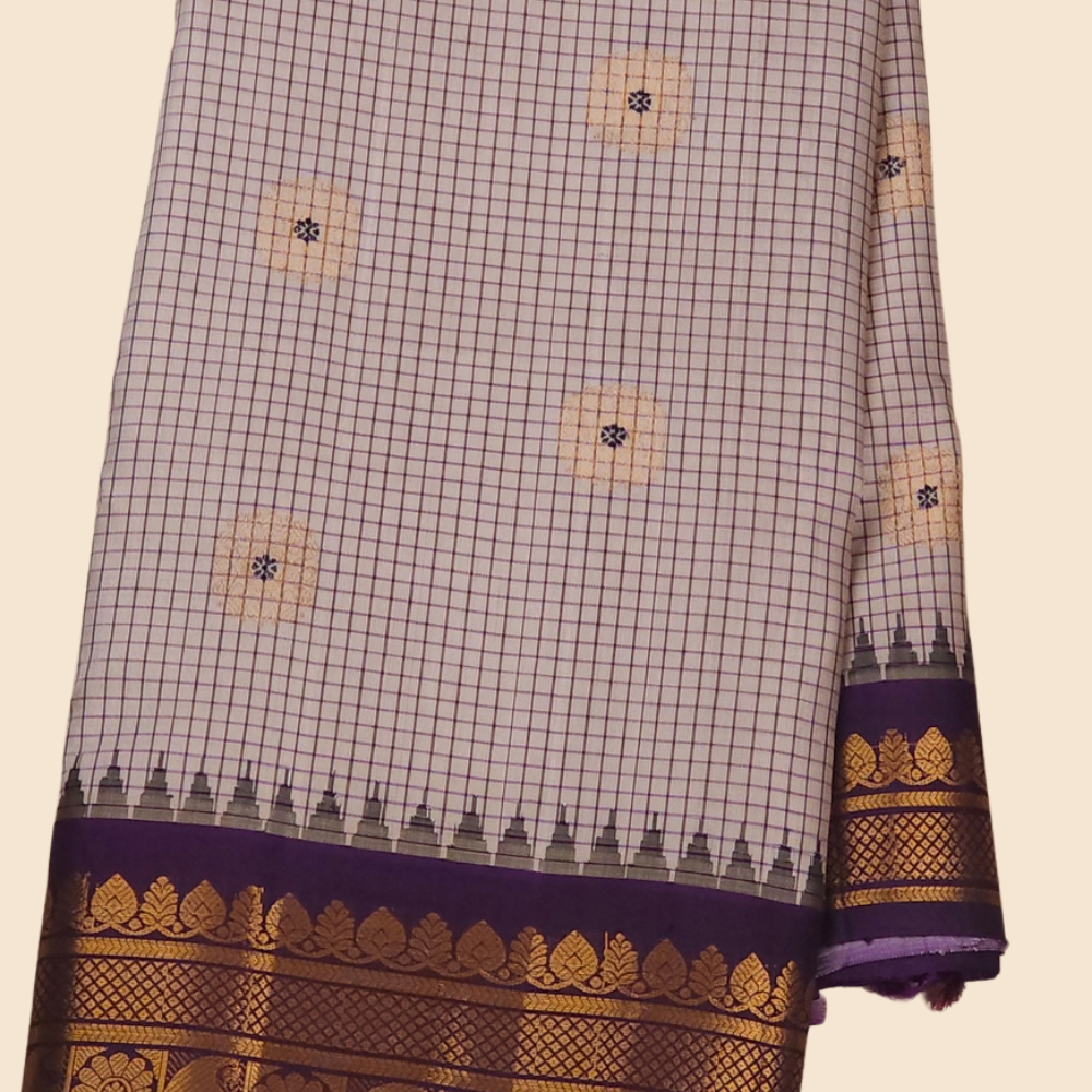 Elegant handloom Gadwal pure silk saree suitable for weddings and festive celebrations.