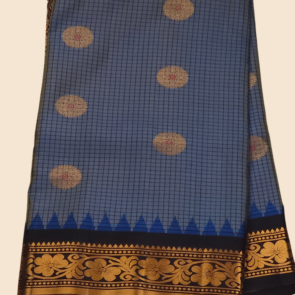Elegant handloom Gadwal pure silk saree suitable for weddings and festive celebrations.