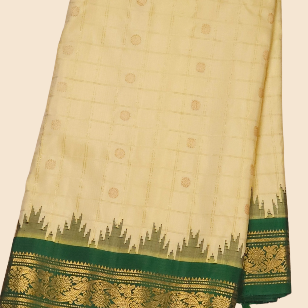 Elegant handloom Gadwal pure silk saree suitable for weddings and festive celebrations.
