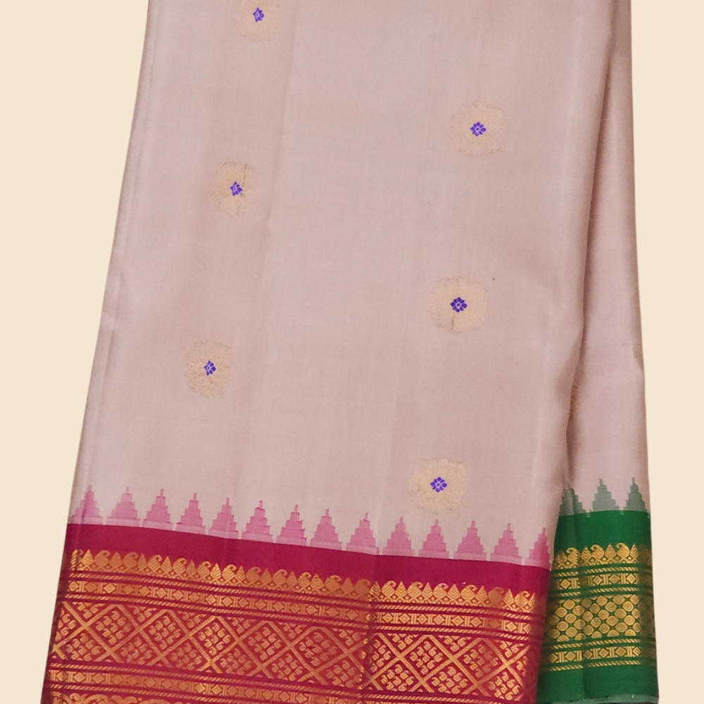Gadwal pure silk saree paired with contrast blouse
