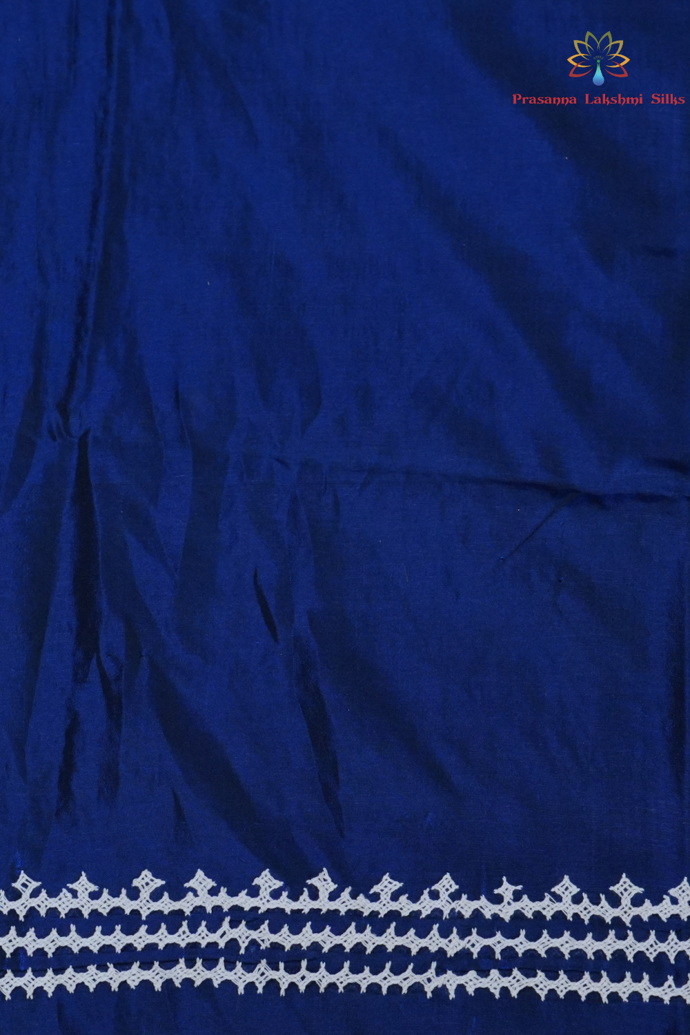 Elegant Semi Bangalore Silk Saree suitable for festive occasions with detailed Kutch embroidery.