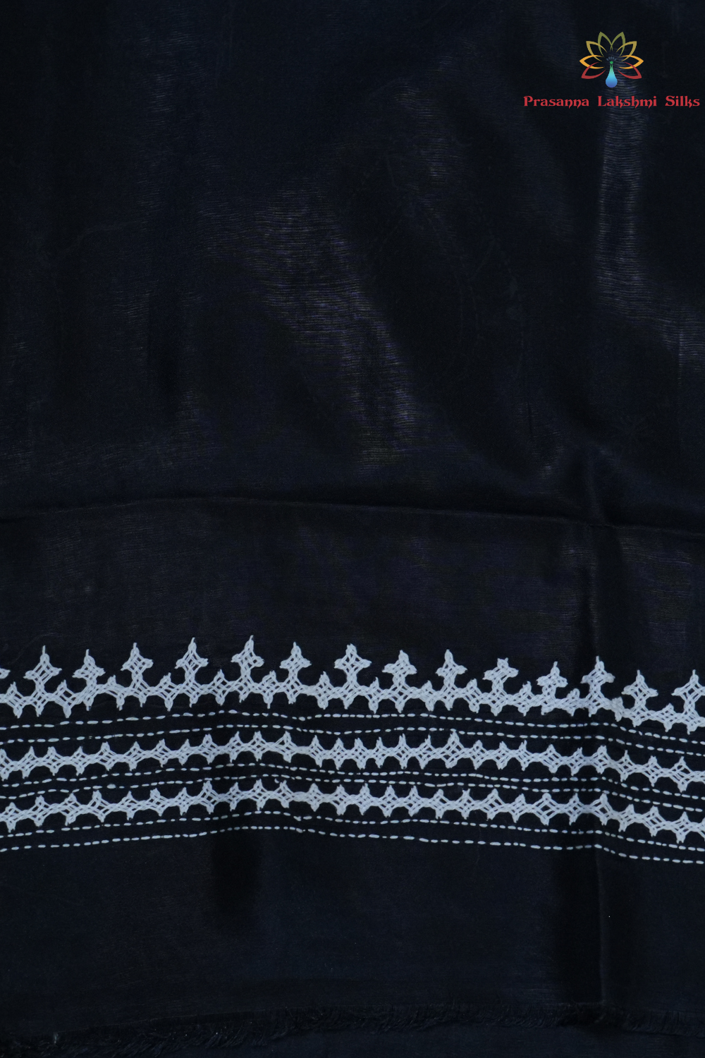 Elegant Semi Bangalore Silk Saree suitable for festive occasions with detailed Kutch embroidery.