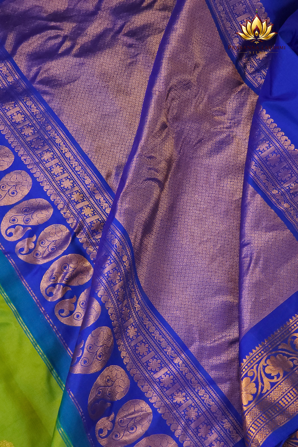 Gadwal pure silk saree paired with contrast blouse
