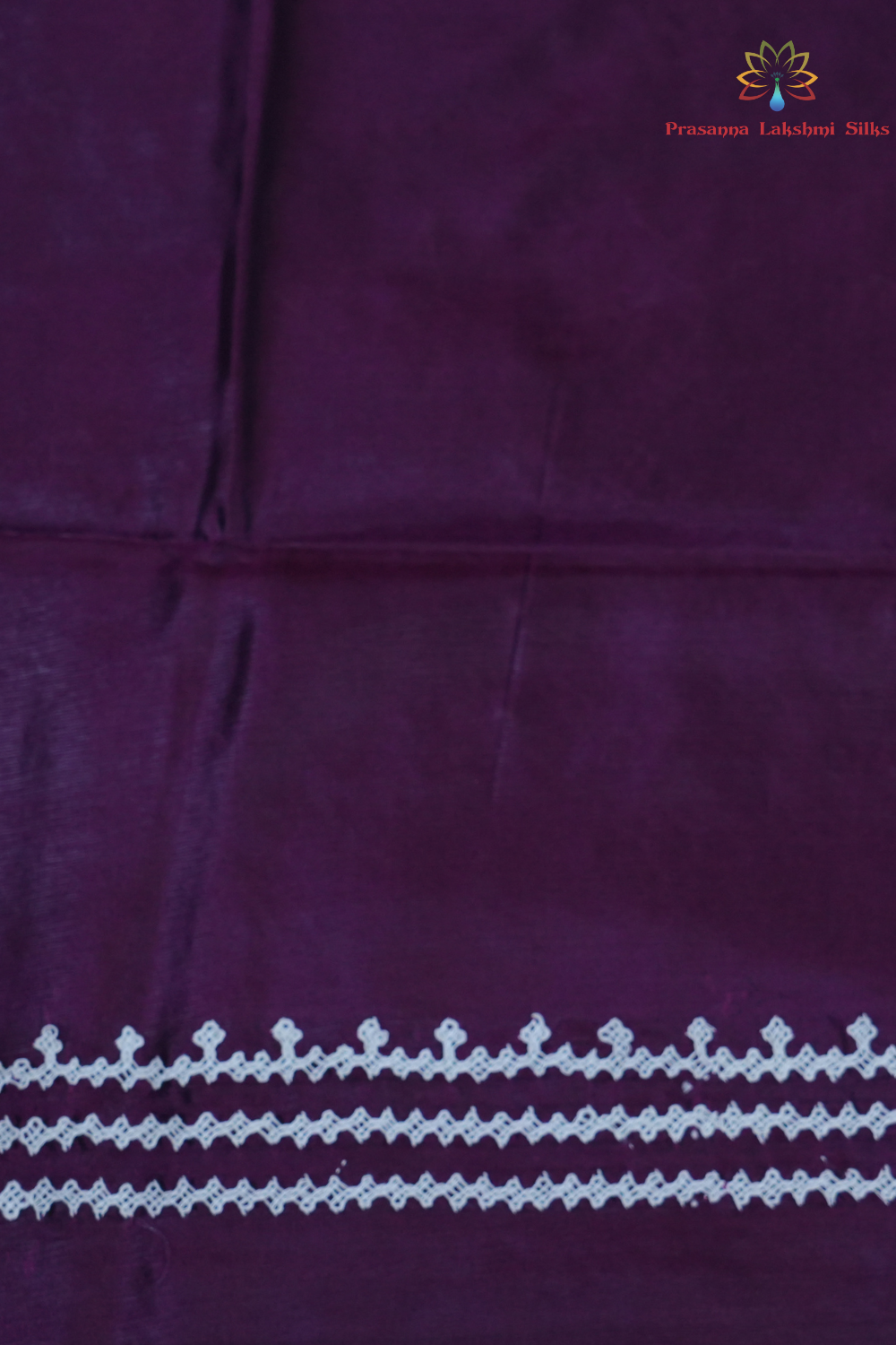 Elegant Semi Bangalore Silk Saree suitable for festive occasions with detailed Kutch embroidery.