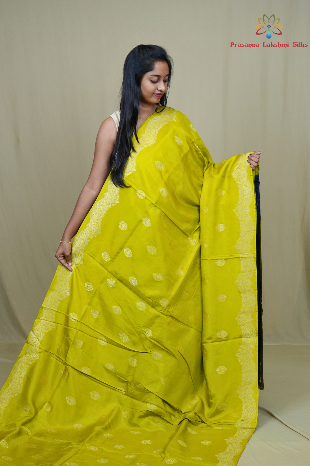 Elegant Banarasi Munga silk saree suitable for all occasions with intricate zari detailing.