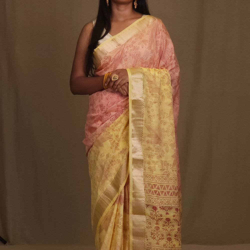 Dual colour linen saree with floral digital prints, zari woven borders and rich floral printed pallu.
