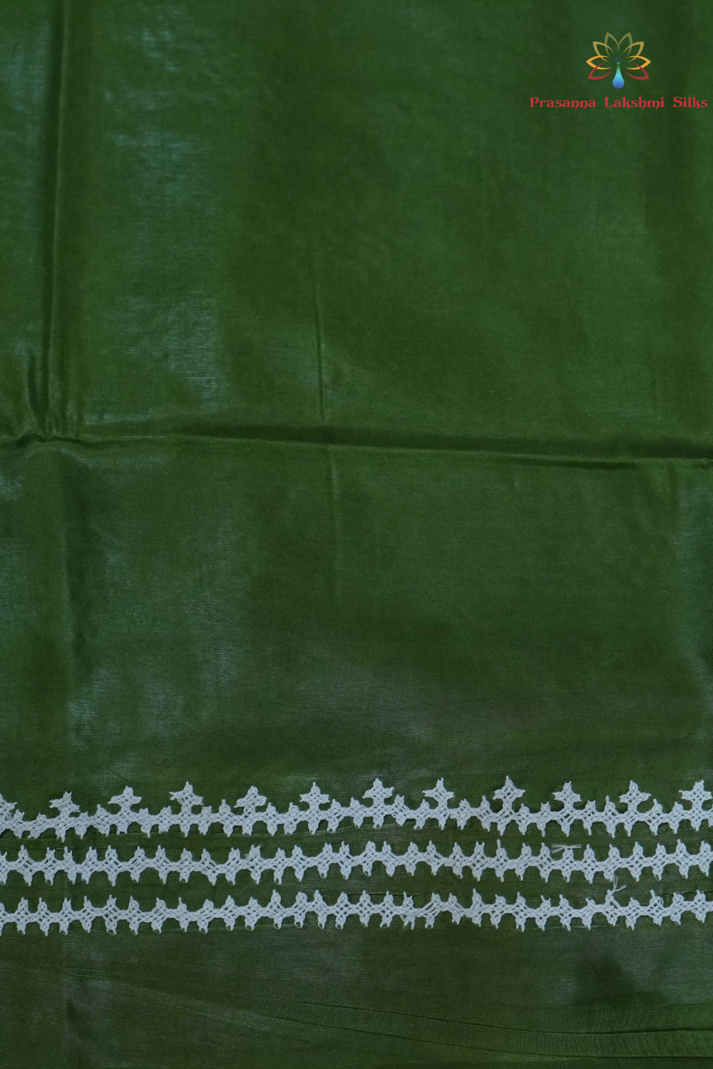 Elegant Semi Bangalore Silk Saree suitable for festive occasions with detailed Kutch embroidery.