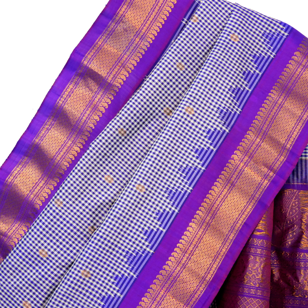 Elegant handloom Gadwal pure silk saree suitable for weddings and festive celebrations.