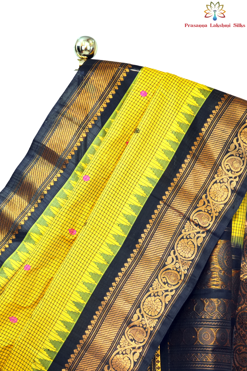 Elegant handloom Gadwal pure silk saree suitable for weddings and festive celebrations.
