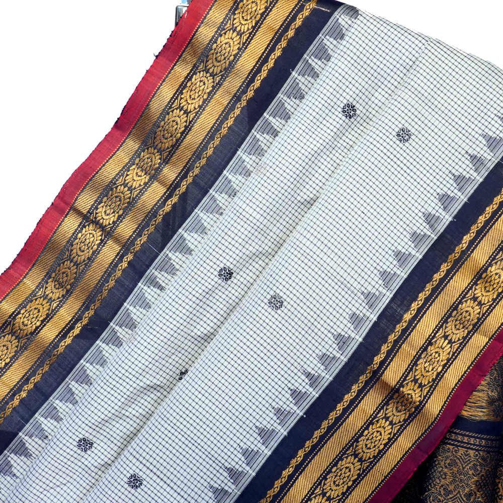 Elegant handloom Gadwal pure silk saree suitable for weddings and festive celebrations.