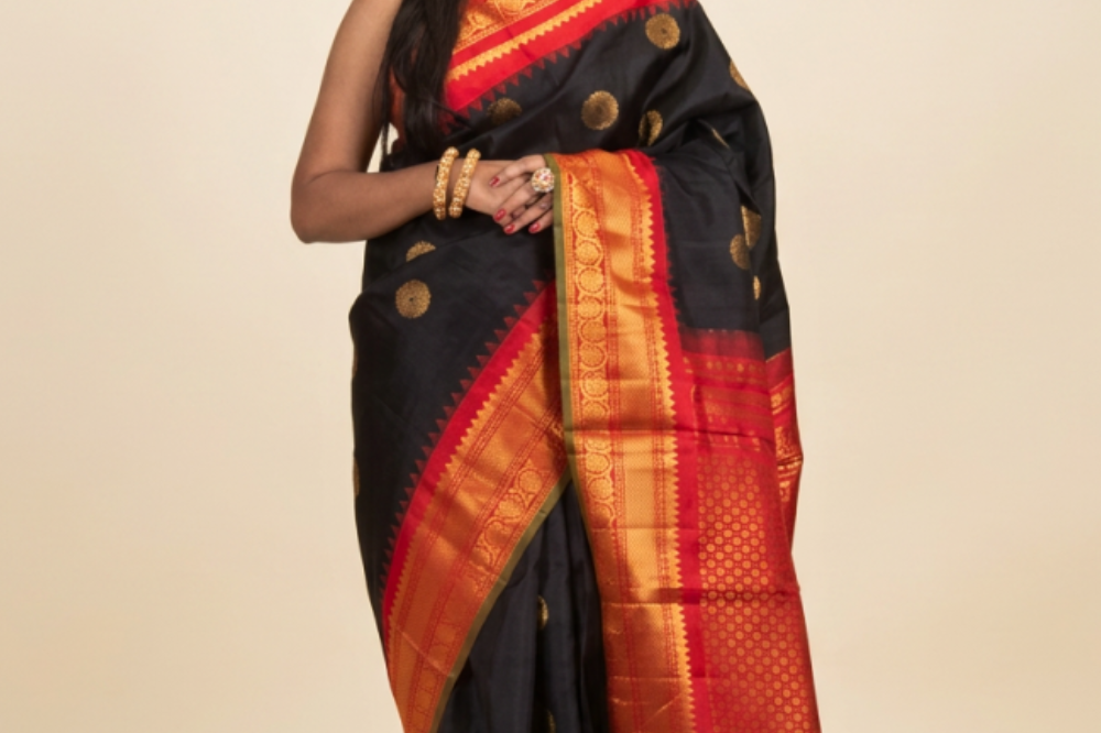 Handloom Black Gadwal Silk Saree – Red Zari
