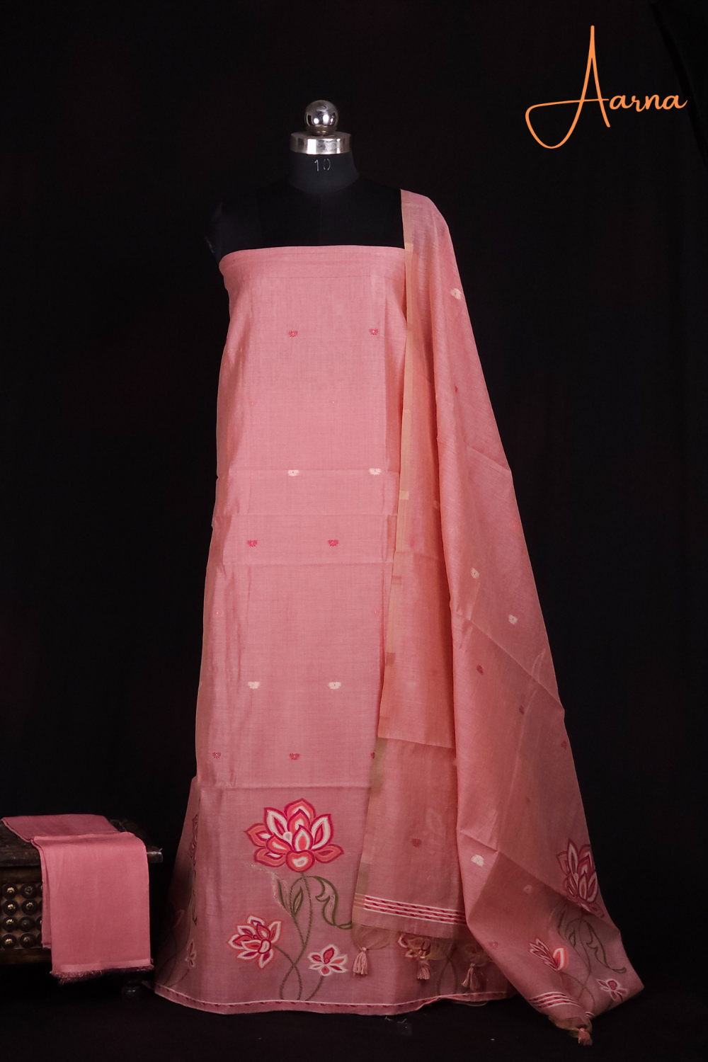 Chanderi top cute lotus motifs across the top designed lotus bunches