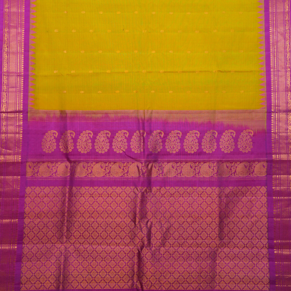 Traditional Gadwal SiCo saree featuring exquisite zari woven borders and blouse piece.
