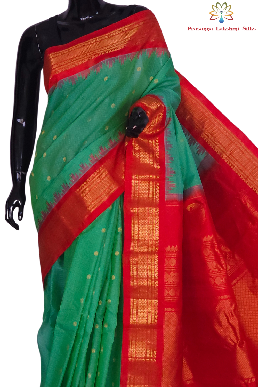 Traditional Gadwal SiCo saree featuring exquisite zari woven borders and blouse piece.
