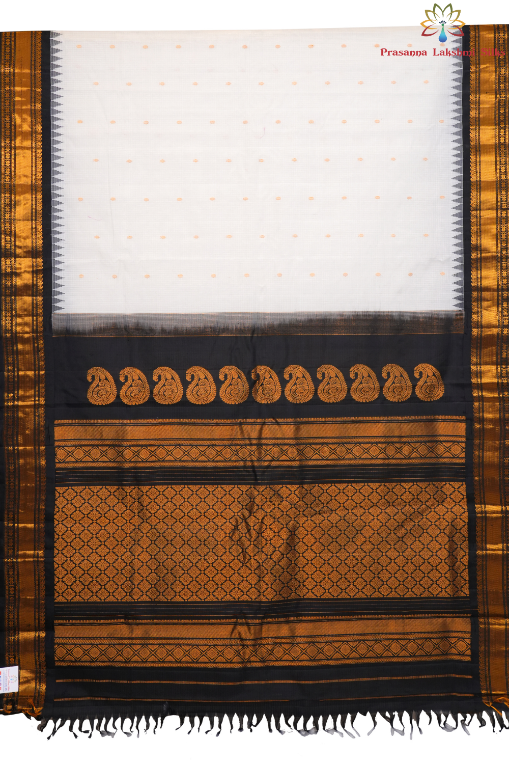 Traditional Gadwal SiCo saree featuring exquisite zari woven borders and blouse piece.
