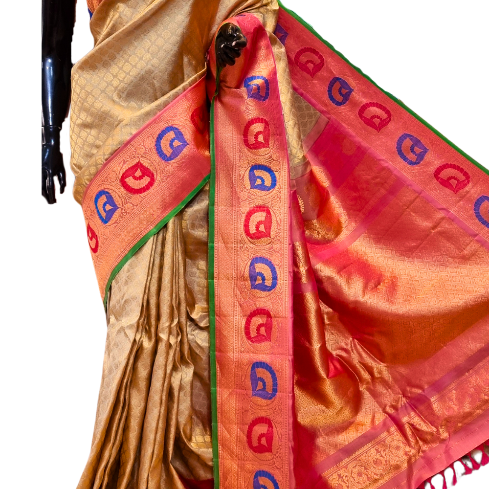 Cream Gadwal Silk Saree with Brocade Pallu