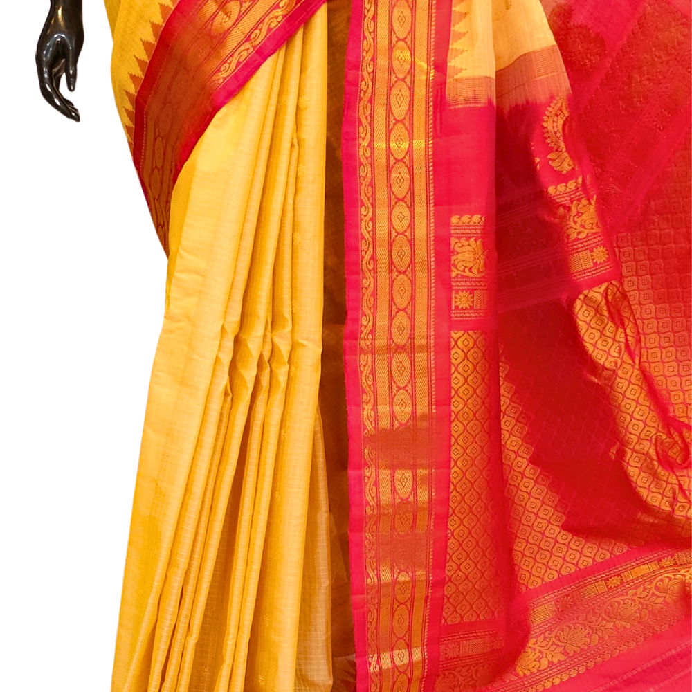 Elegant handloom Gadwal silk cotton saree suitable for weddings and grand celebrations.