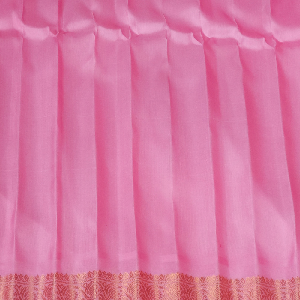 Handloom Gadwal saree red