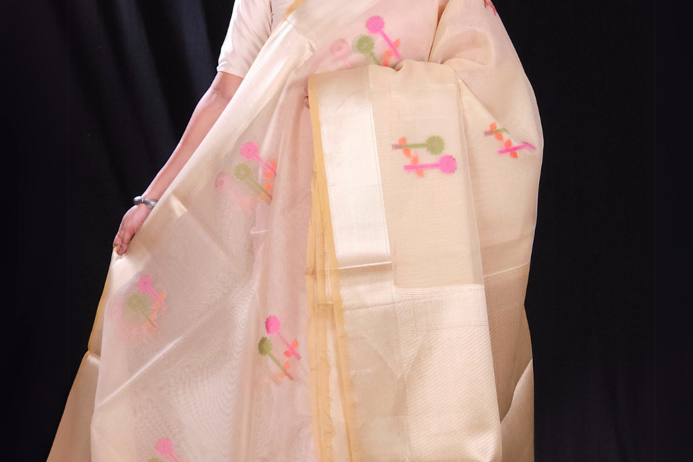 Gold Lightweight organza silk saree for party wear