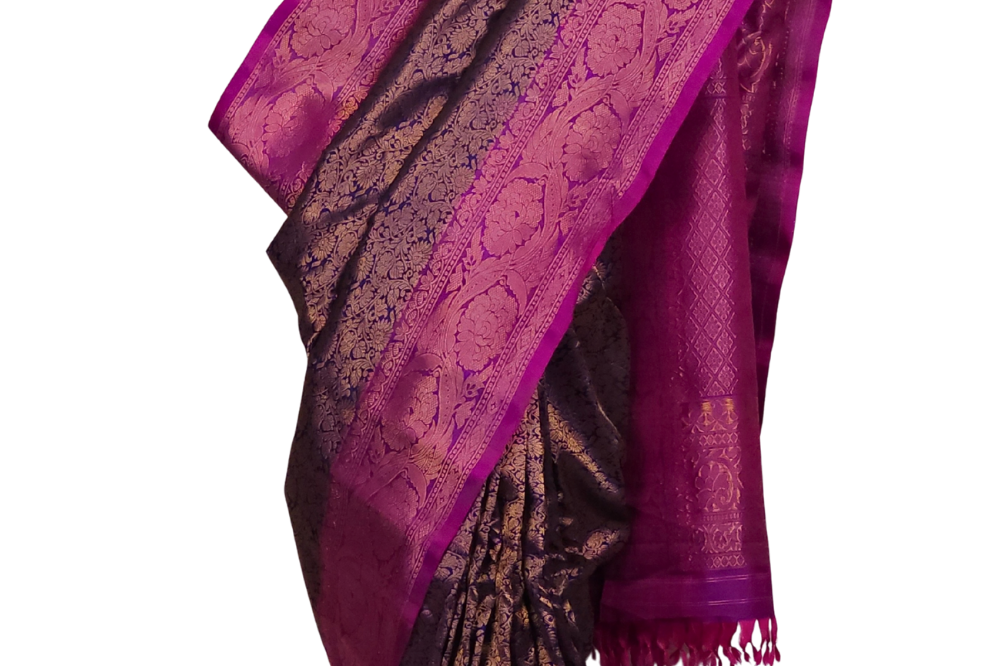 Navy Blue Gadwal Silk Saree with Brocade Pallu 