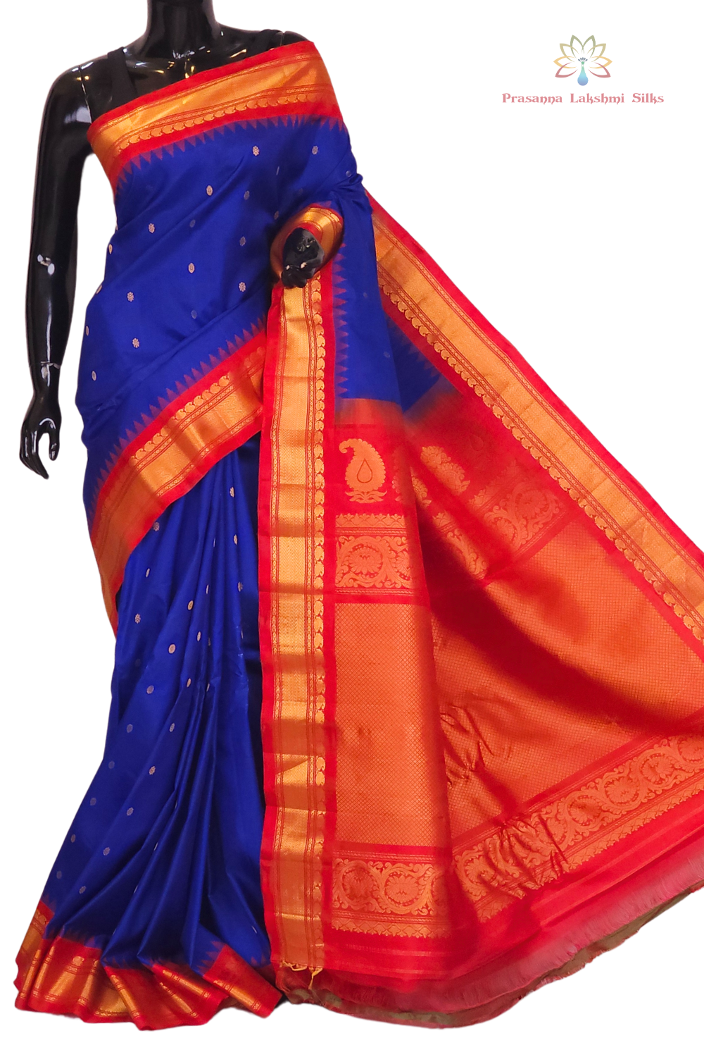 Handwoven Gadwal silk saree with contrast border and pallu