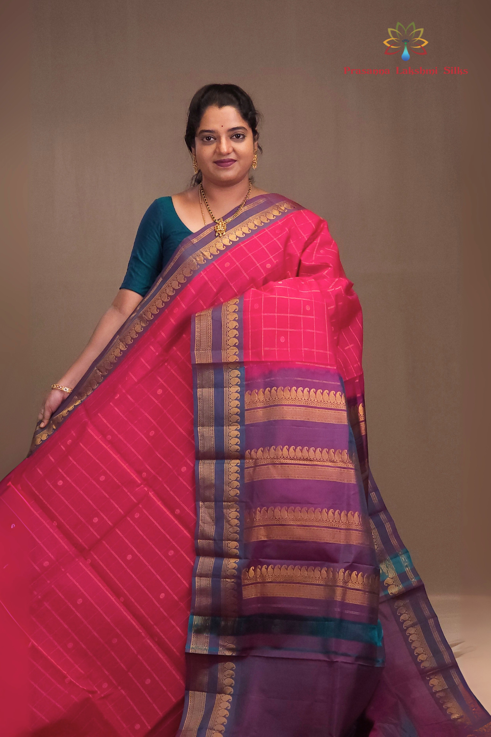 Pink Gadwal silk cotton saree with Rama Green zari-woven border