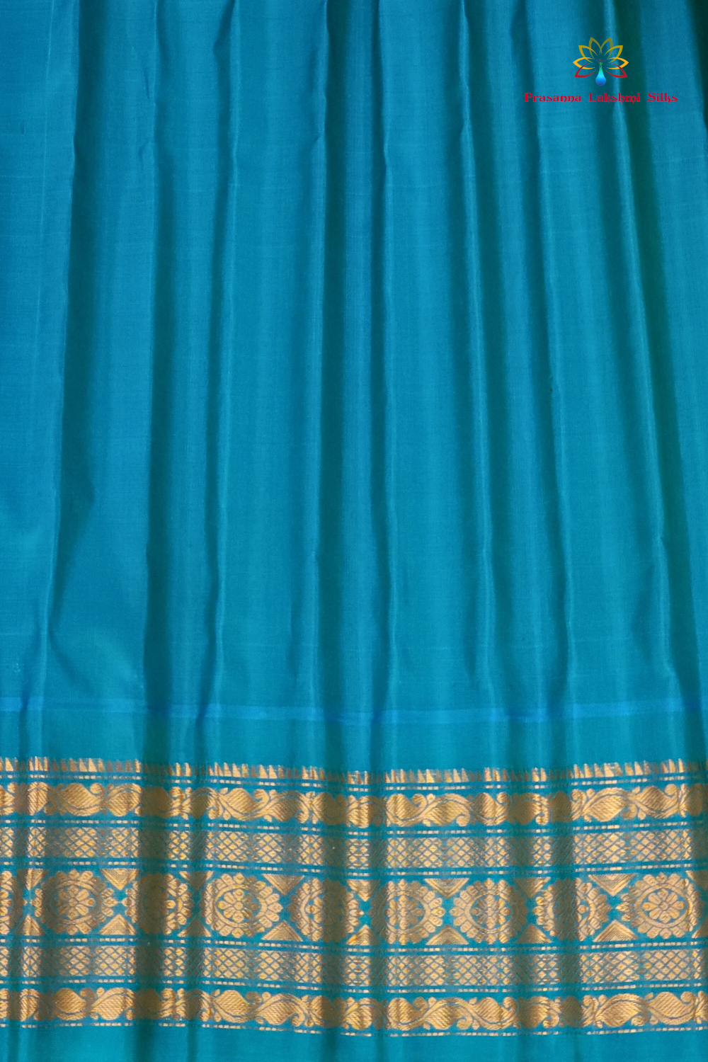 Sea green contrast border saree