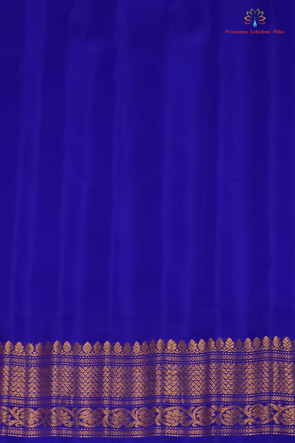 Brocade pallu Gadwal saree
