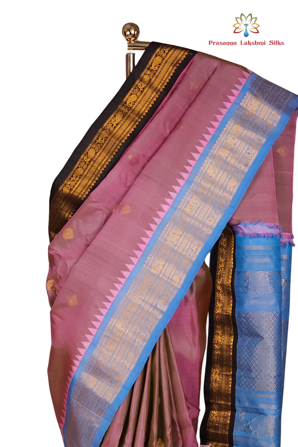 Handloom Pure Gadwal Silk Saree in dual shade pink and green 
