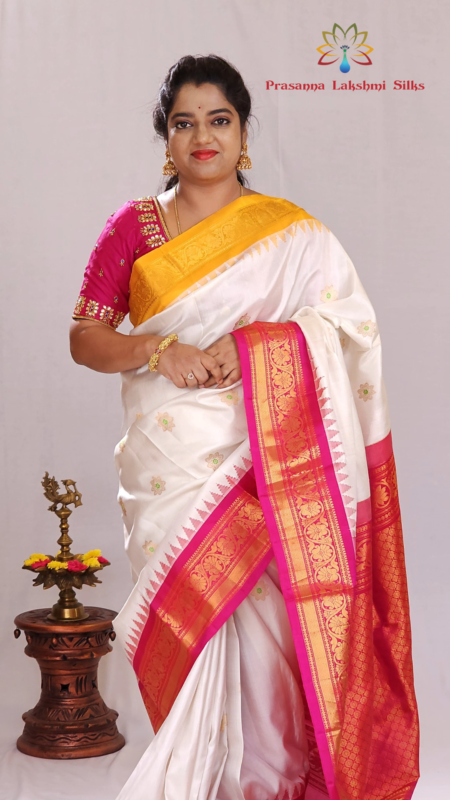 Handloom Gadwal sarees